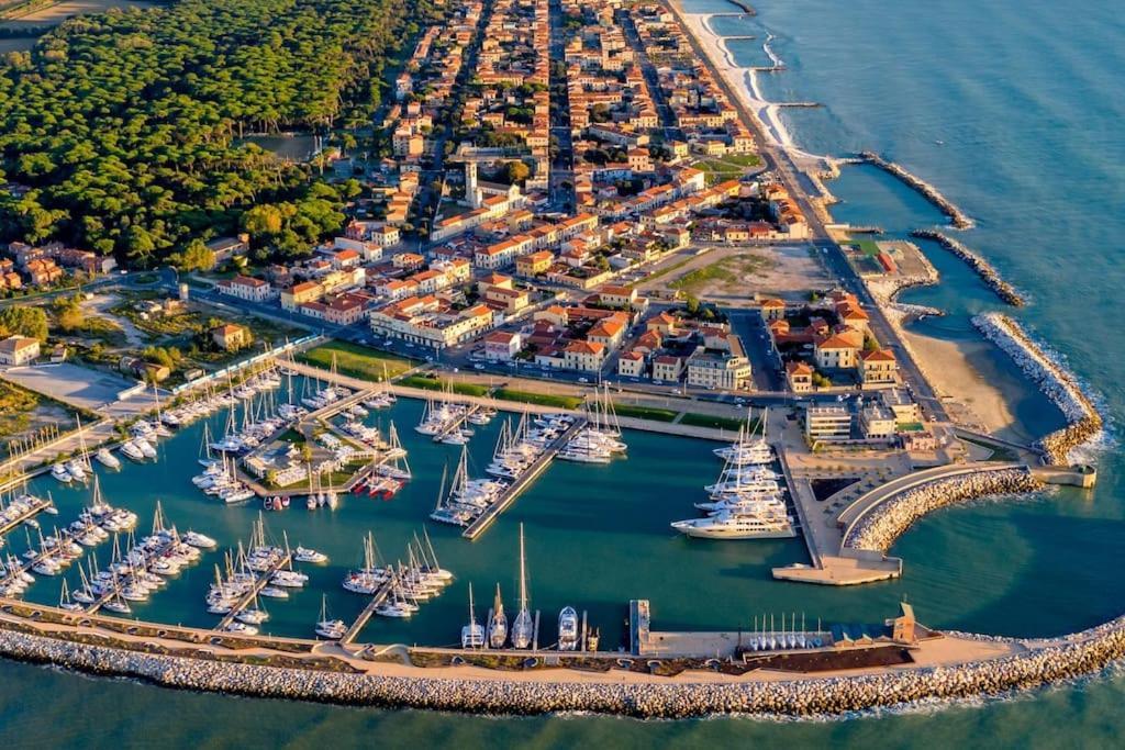 Villino La Perla Azzurra- Marina Di Pisa Villa Buitenkant foto