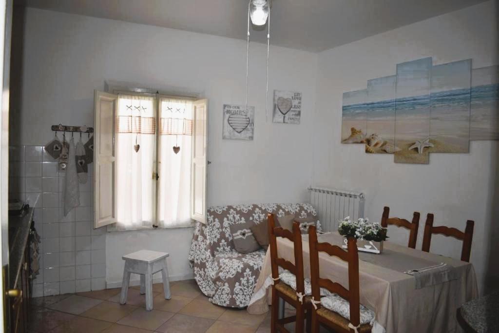 Villino La Perla Azzurra- Marina Di Pisa Villa Buitenkant foto